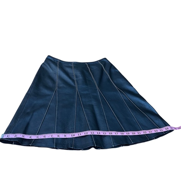 VINTAGE METROSTYLE Black Leather Flared Gored
A-line Fully Lined Goth Skirt 10 - Picture 6 of 12